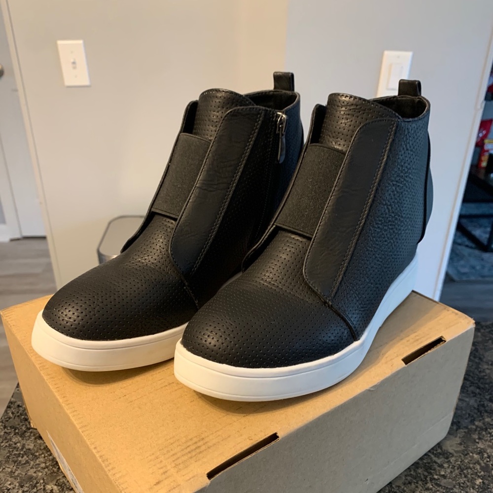 Clara Wedge Sneaker Bootie - Size 10